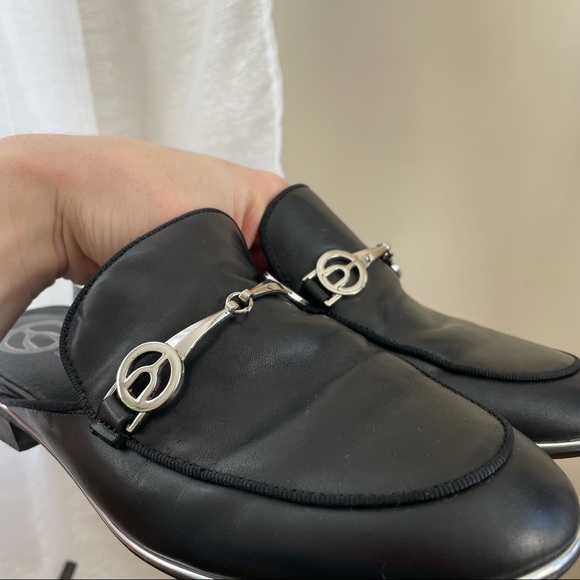 the Wishbone Collection Mules - Picture 4 of 8